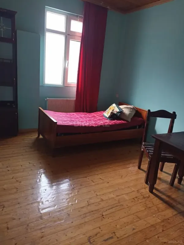 Kirayə verilir 2 otaqlı həyət evi 43 m²
