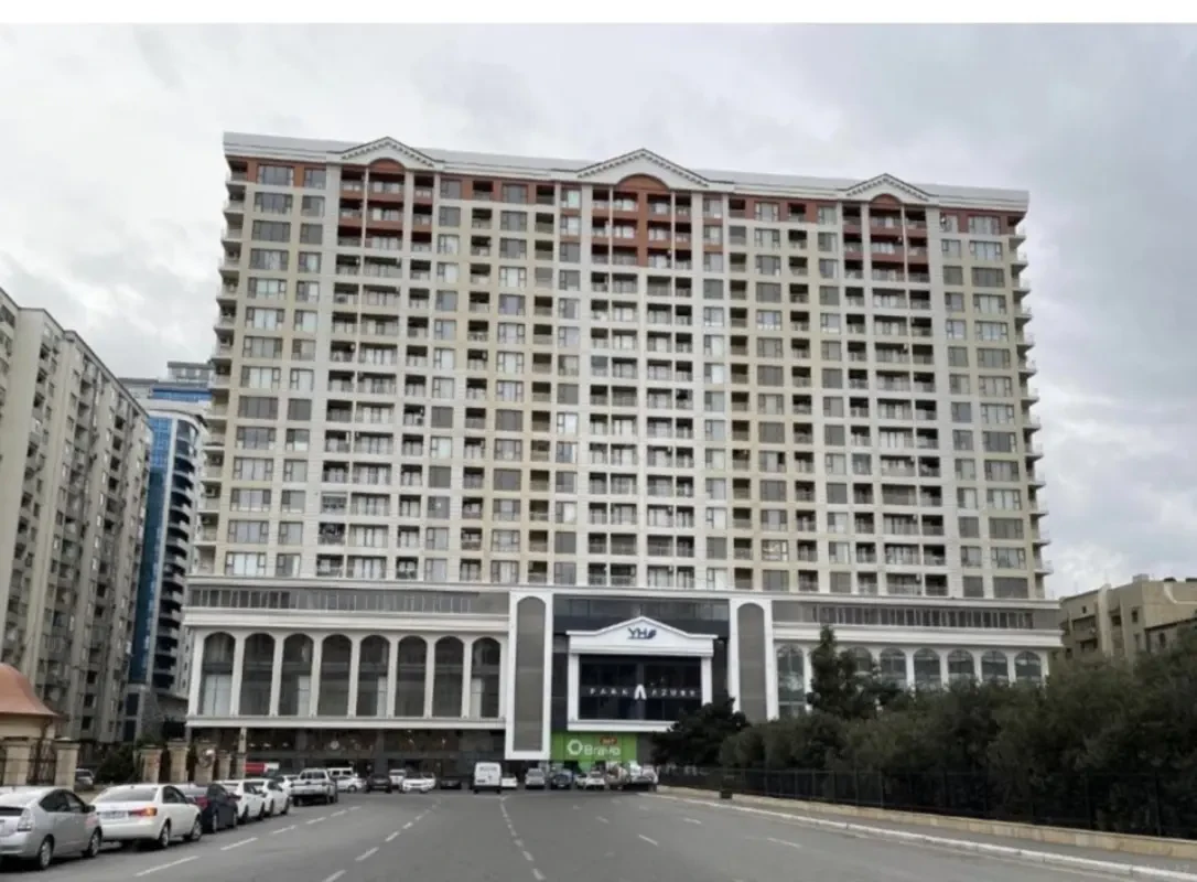 Satılır 2 otaqlı mənzil 72 m²