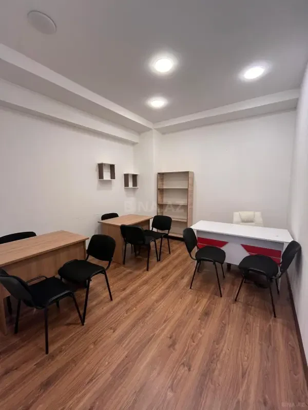 Kirayə verilir 1 otaqlı ofis 17 m²
