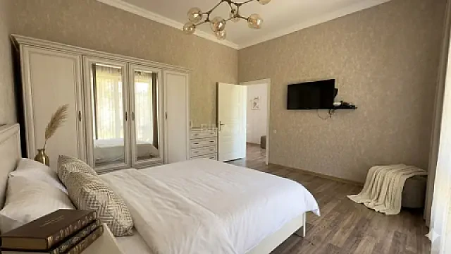 Kirayə verilir 4 otaqlı həyət evi 150 m² — Bakı, Şüvəlan 4 otaq 150.00 m²
