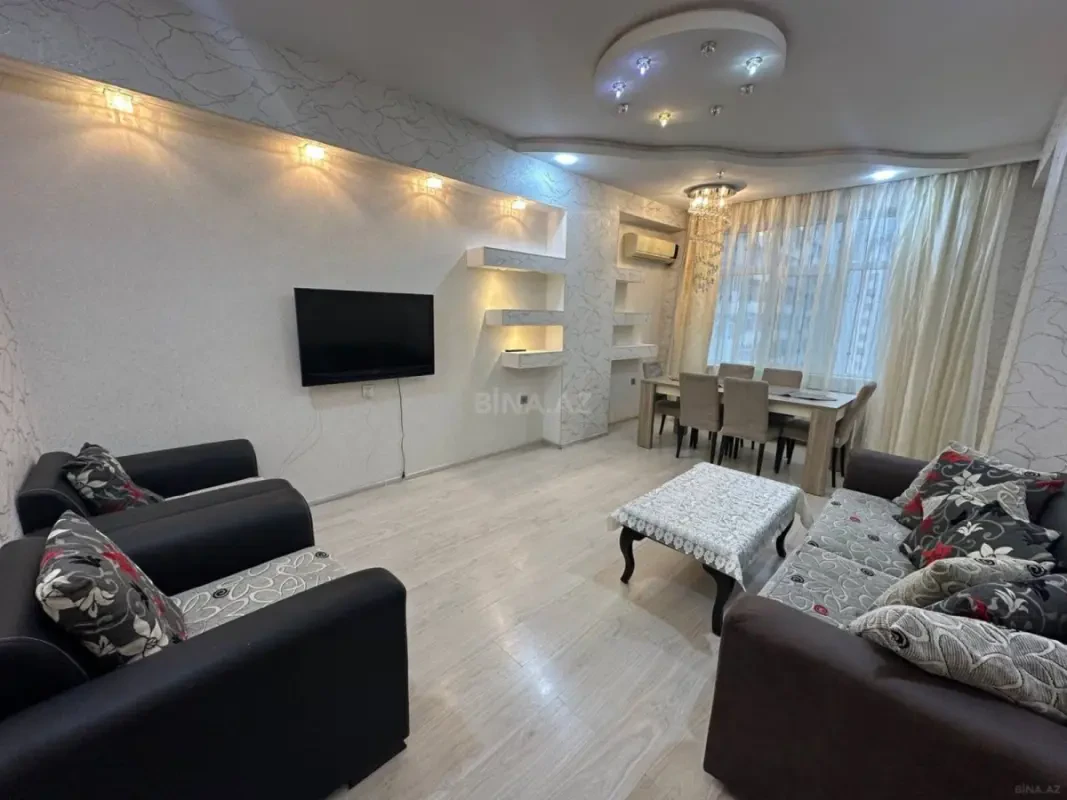 Kirayə verilir 2 otaqlı mənzil 55 m²