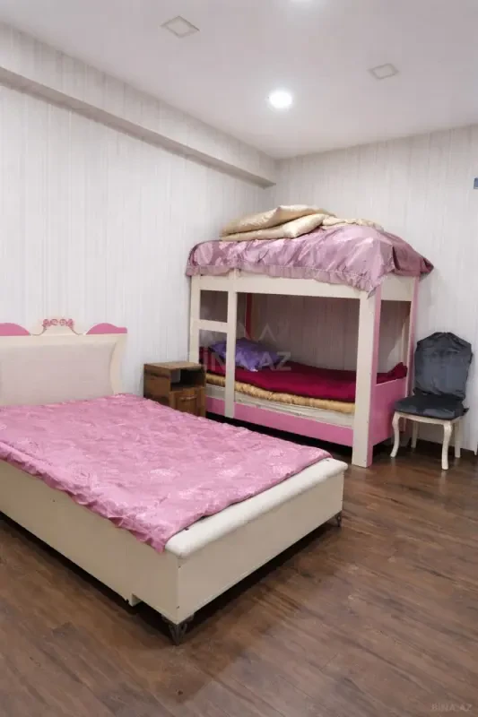 Kirayə verilir 3 otaqlı mənzil 110 m²