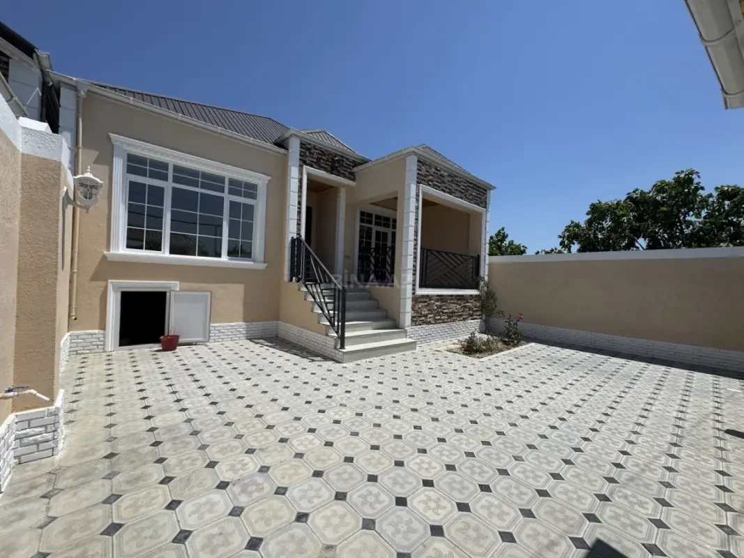 Satılır 4 otaqlı həyət evi 120 m²
