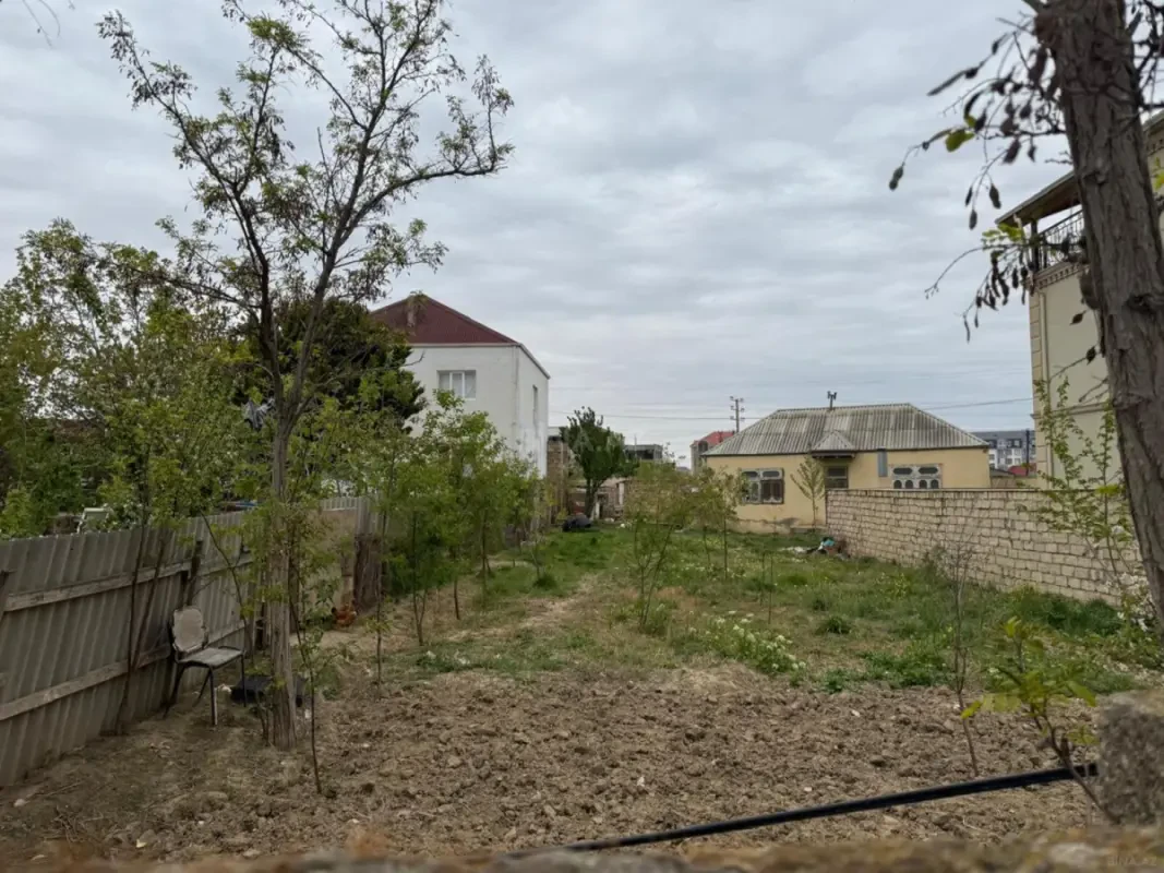 Satılır 3 otaqlı həyət evi 100 m²