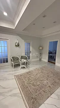 Satılır 3 otaqlı mənzil 165 m² — Bakı 3 otaq 165.00 m²