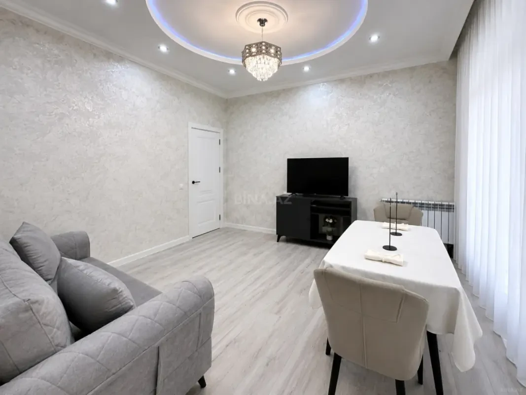 Kirayə verilir 2 otaqlı mənzil 52 m²