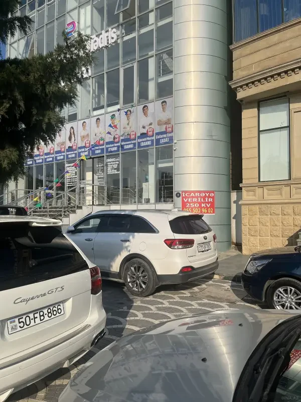 Kirayə verilir obyekt 250 m²