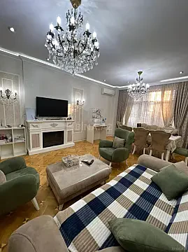 Satılır 4 otaqlı mənzil 180 m² — Bakı, Nəsimi 4 otaq 180.00 m²