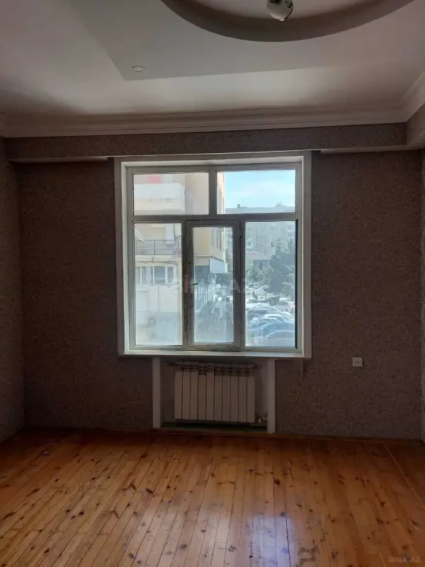 Kirayə verilir 2 otaqlı mənzil 90 m²