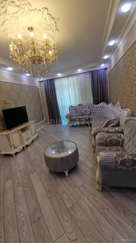 Kirayə verilir 2 otaqlı mənzil 94 m²