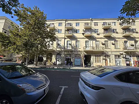 Satılır 2 otaqlı mənzil 55 m² — Bakı 2 otaq 55.00 m²