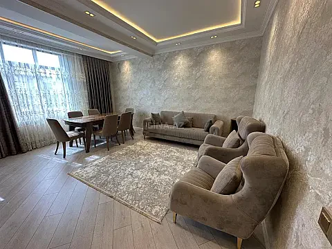 Satılır 3 otaqlı mənzil 100 m² — Bakı 3 otaq 100.00 m²