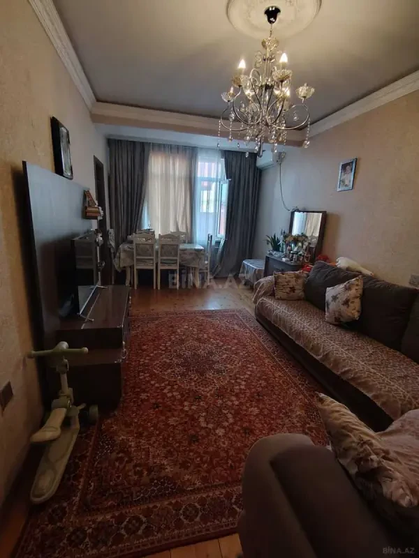 Kirayə verilir 2 otaqlı mənzil 50 m²