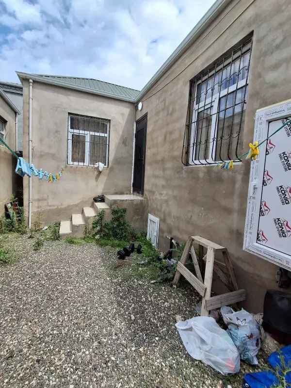Satılır 2 otaqlı həyət evi 70 m²