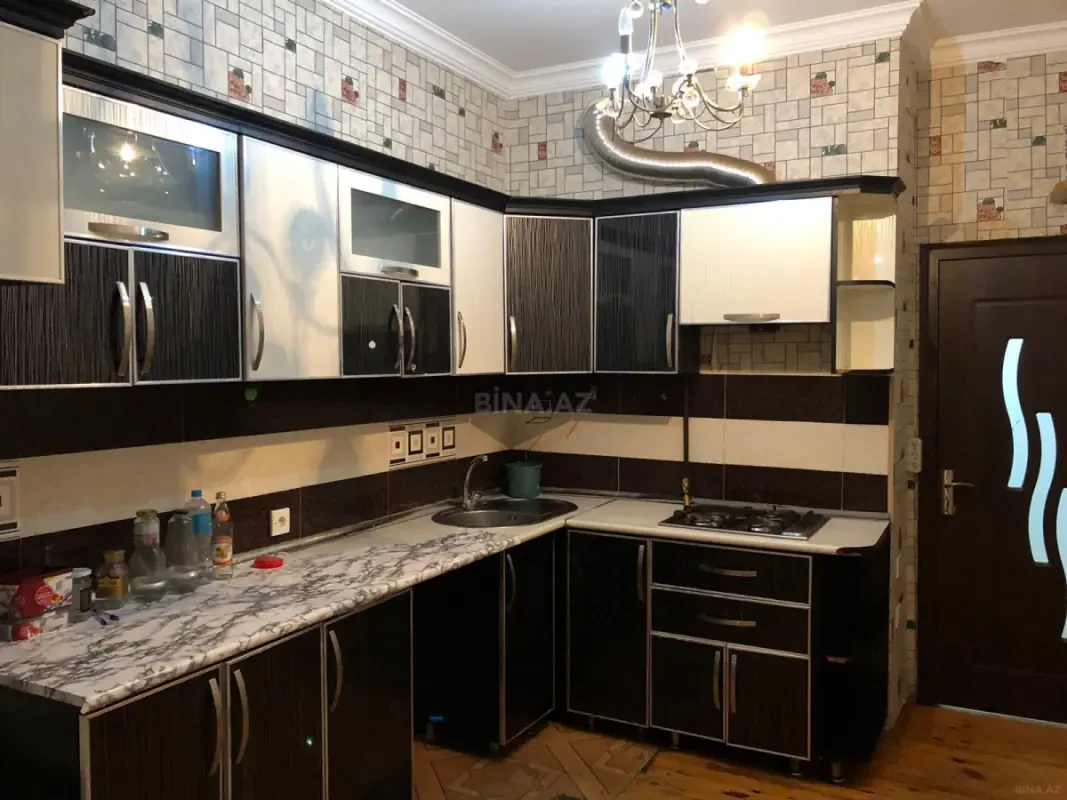 Satılır 2 otaqlı mənzil 68 m²