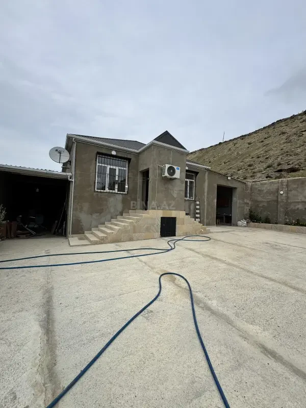 Satılır 3 otaqlı həyət evi 110 m²