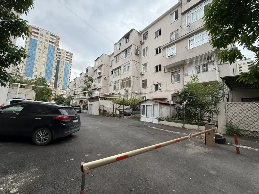 Kirayə verilir 2 otaqlı mənzil 60 m²