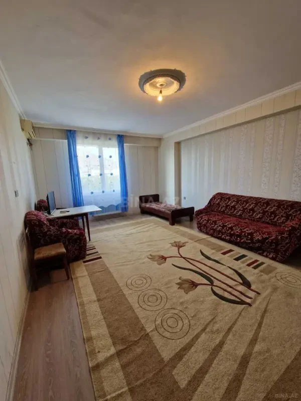Satılır 2 otaqlı mənzil 75 m²