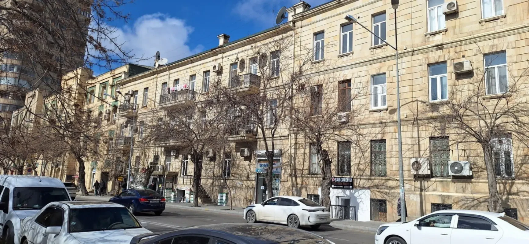 Satılır 2 otaqlı mənzil 54 m²