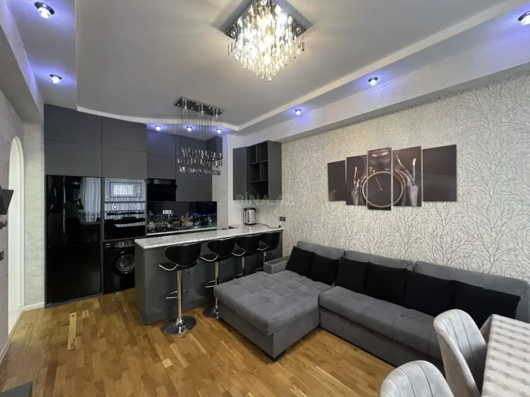 Satılır 3 otaqlı mənzil 70 m²
