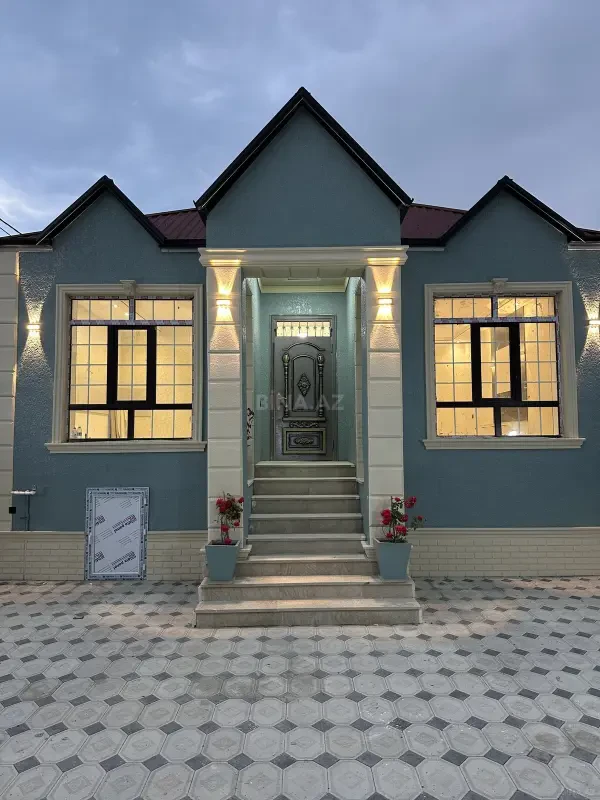 Satılır 4 otaqlı həyət evi 80 m²