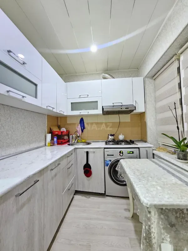 Satılır 1 otaqlı mənzil 40 m²