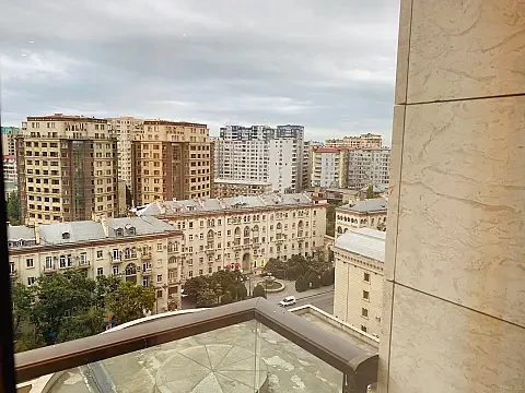 Kirayə verilir 2 otaqlı mənzil 83 m² — Bakı, Nizami 2 otaq 83.00 m²