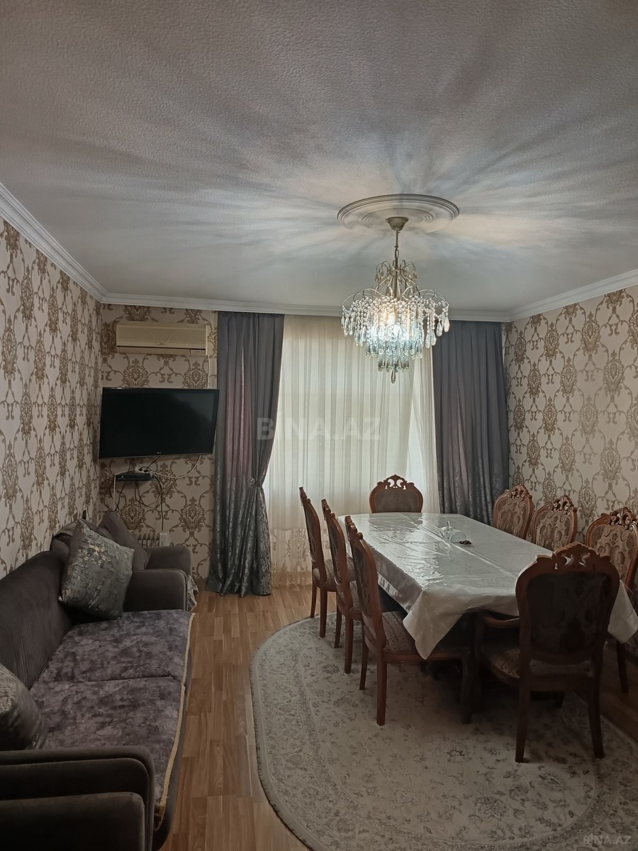 Satılır 3 otaqlı mənzil 72 m²