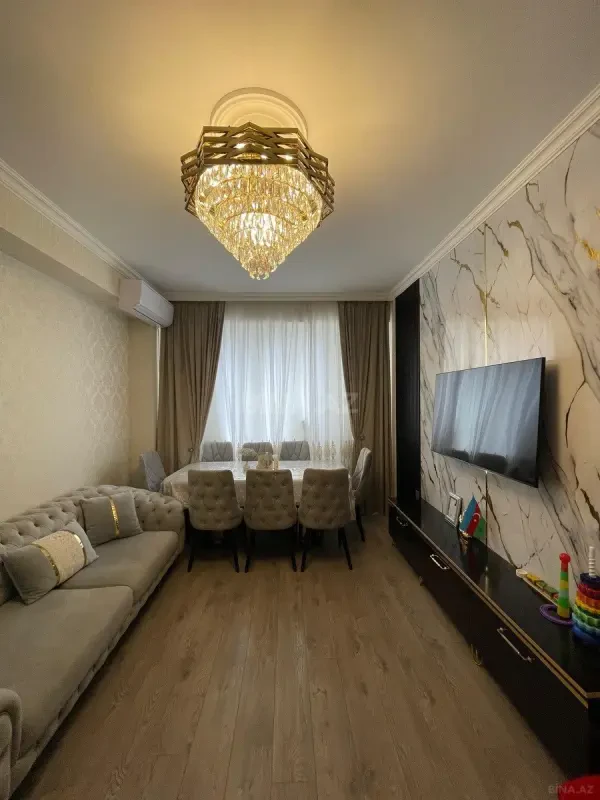 Satılır 2 otaqlı mənzil 65 m²