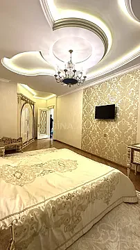 Kirayə verilir 3 otaqlı mənzil 135 m² — Bakı 3 otaq 135.00 m²