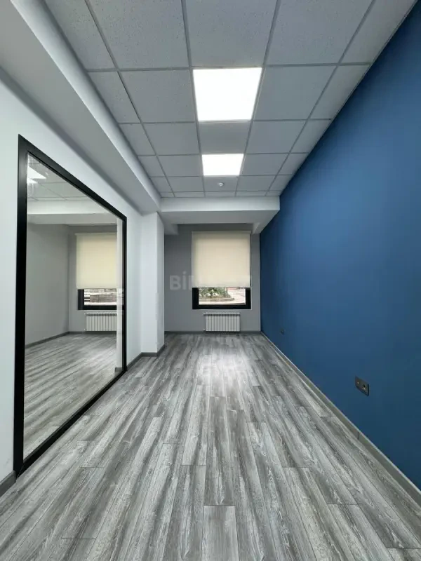 Kirayə verilir 2 otaqlı ofis 70 m²