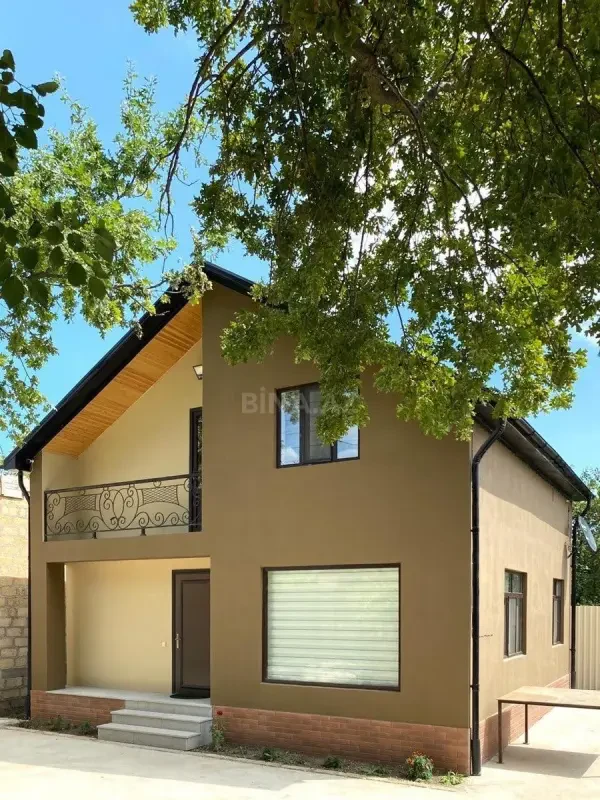 Kirayə verilir 6 otaqlı həyət evi 160 m²