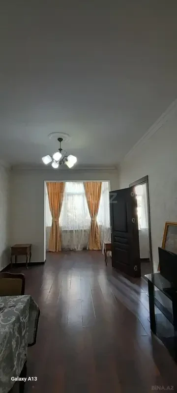 Satılır 2 otaqlı mənzil 45 m²
