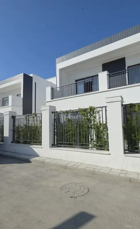 Satılır 4 otaqlı həyət evi 400 m²