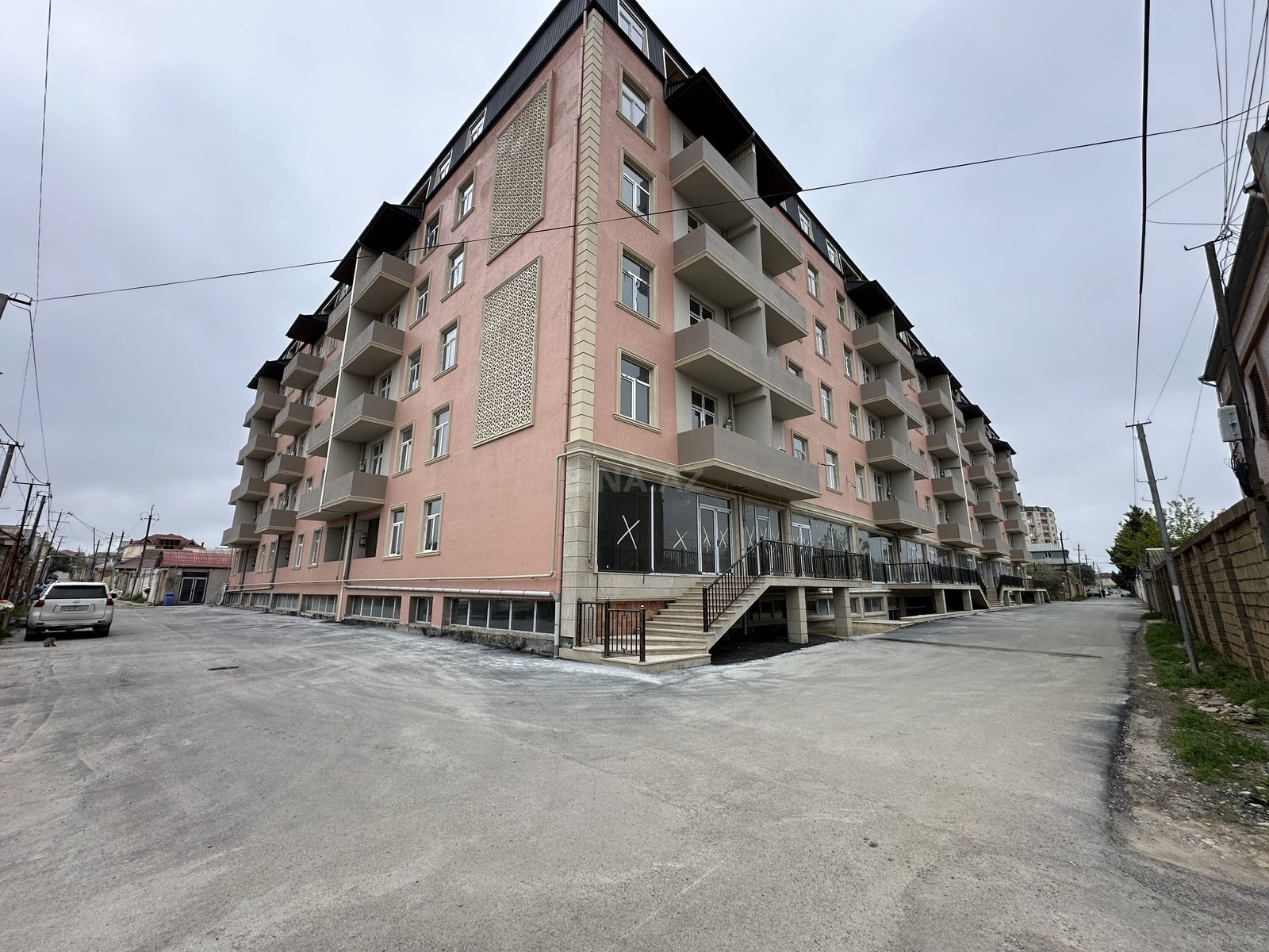 Satılır 3 otaqlı mənzil 73.4 m²