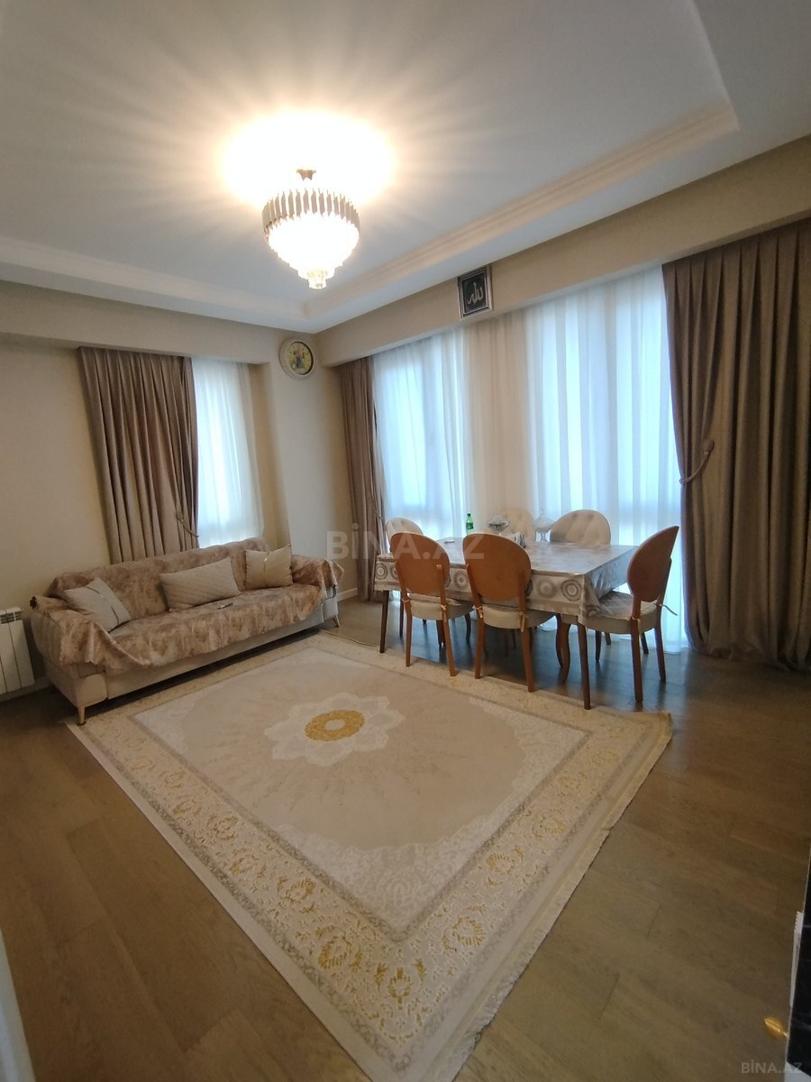 Satılır 2 otaqlı mənzil 56 m²