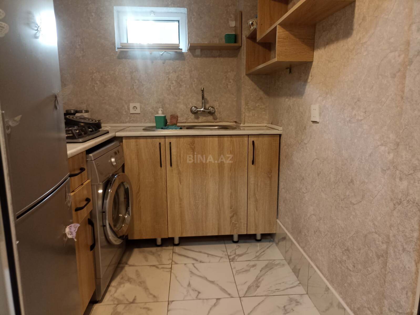 Kirayə verilir 2 otaqlı mənzil 65 m²