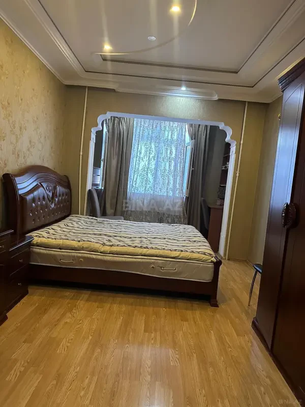 Kirayə verilir 2 otaqlı mənzil 60 m²