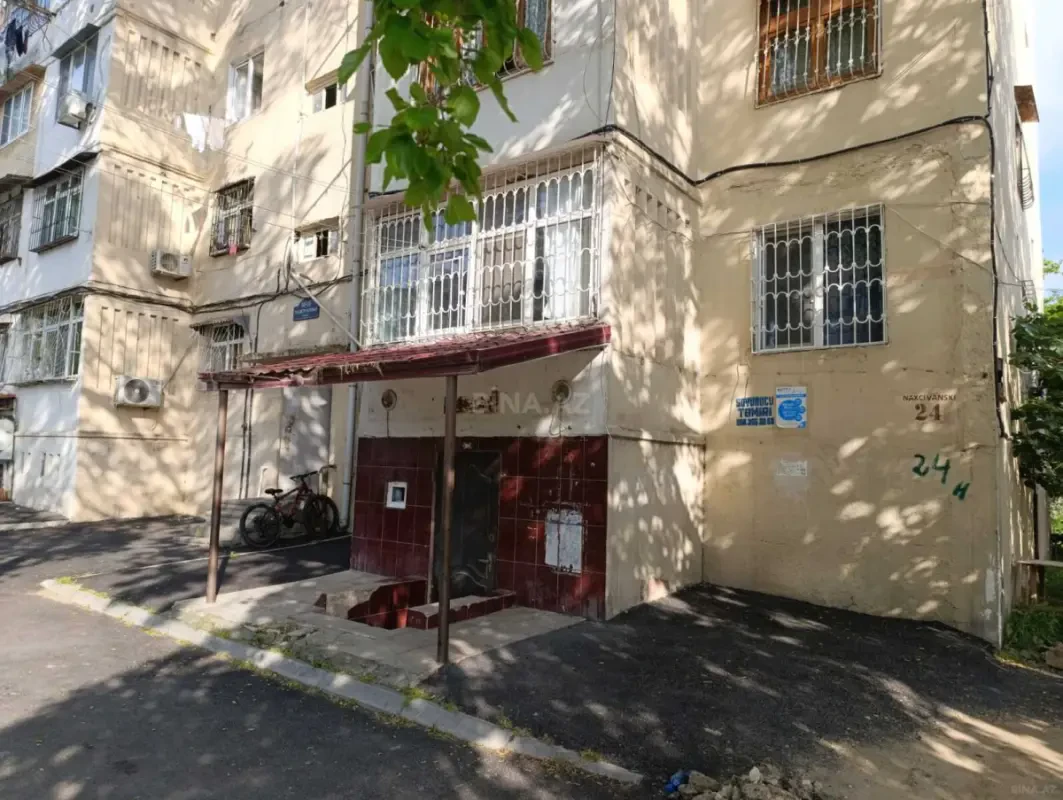 Satılır 2 otaqlı mənzil 65 m²