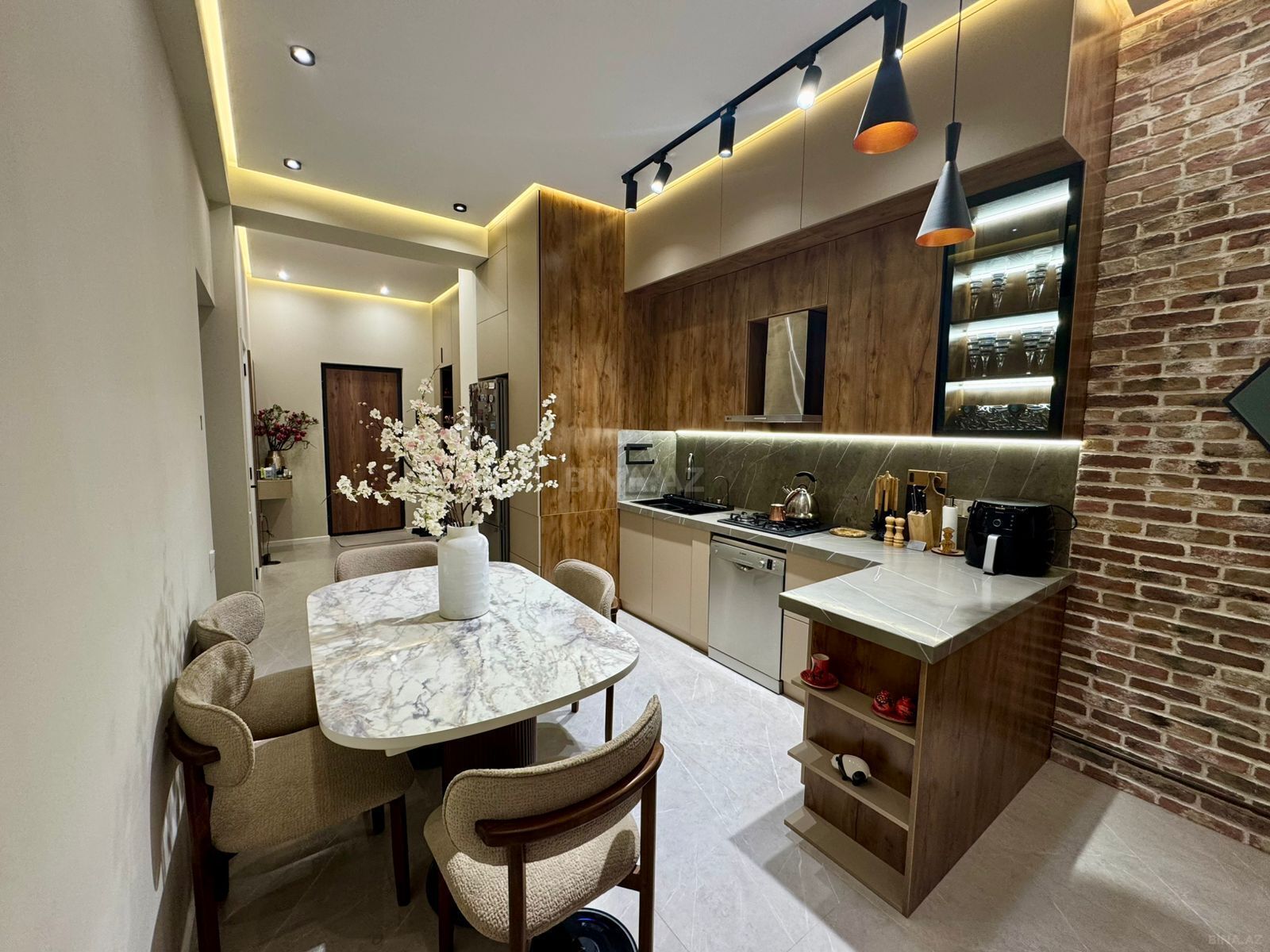 Kirayə verilir 3 otaqlı mənzil 90 m²