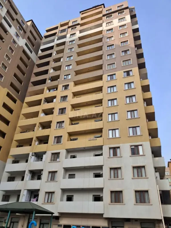 Satılır 2 otaqlı mənzil 67 m²
