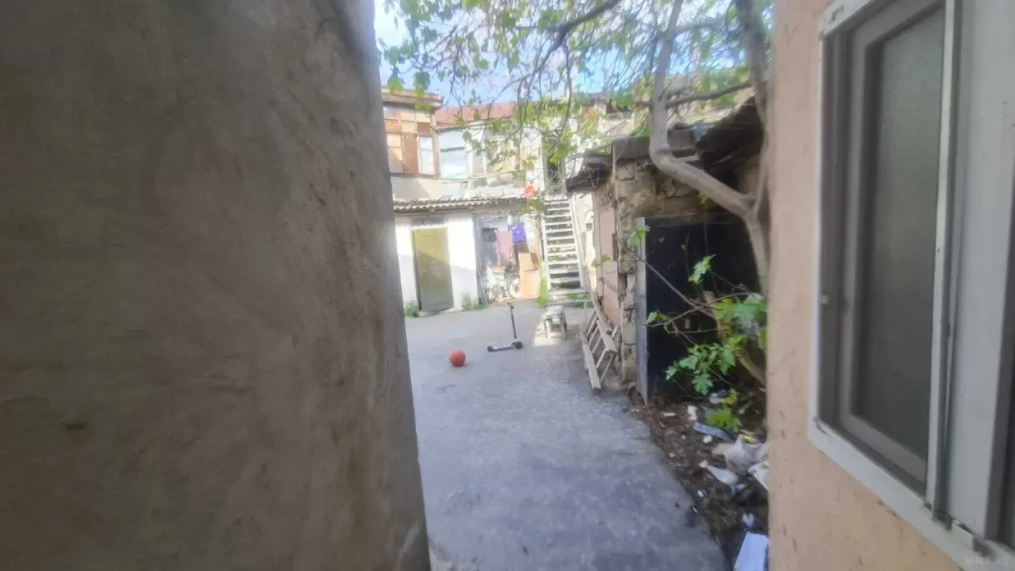 Kirayə verilir 1 otaqlı həyət evi 20 m²