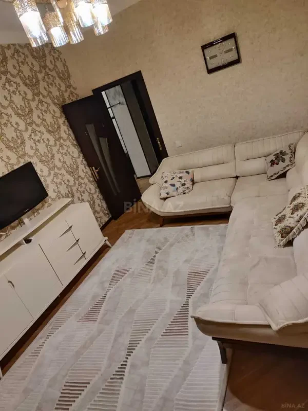 Kirayə verilir 3 otaqlı mənzil 90 m²