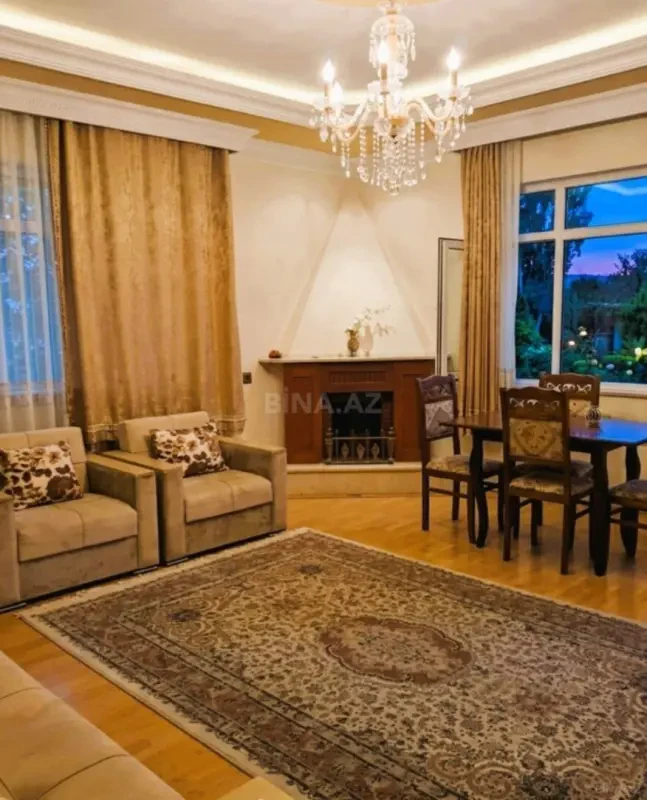 Kirayə verilir 2 otaqlı mənzil 70 m²