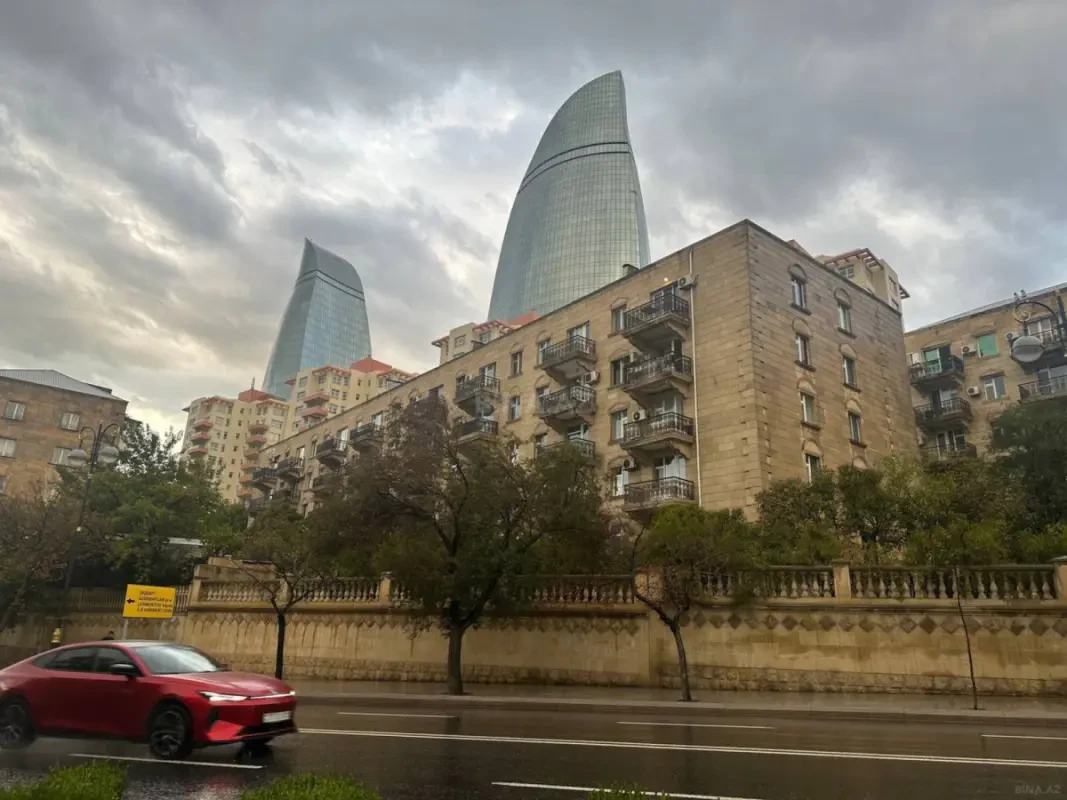 Satılır 3 otaqlı mənzil 48 m²