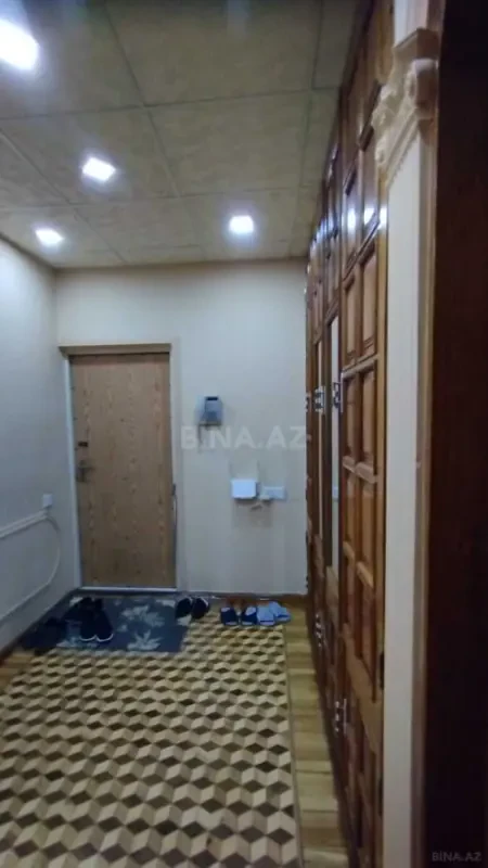 Satılır 3 otaqlı mənzil 87 m²