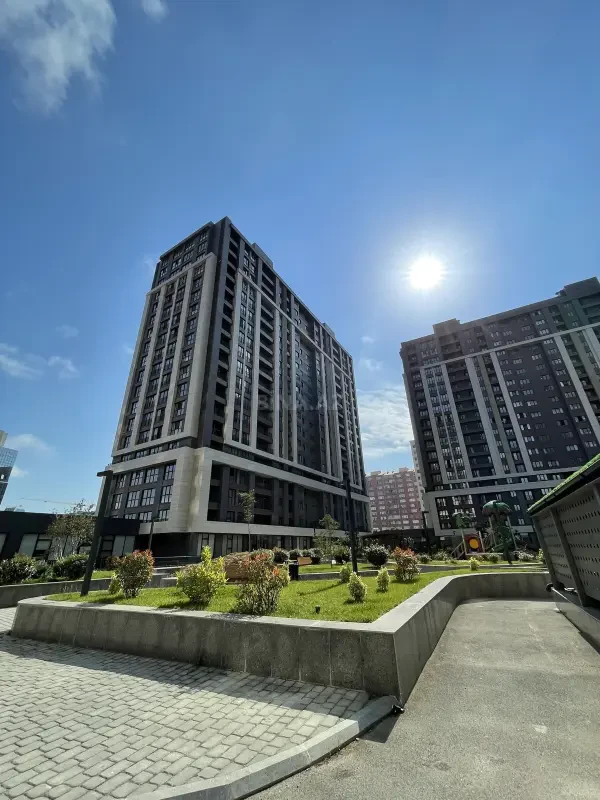 Satılır 2 otaqlı mənzil 67 m²