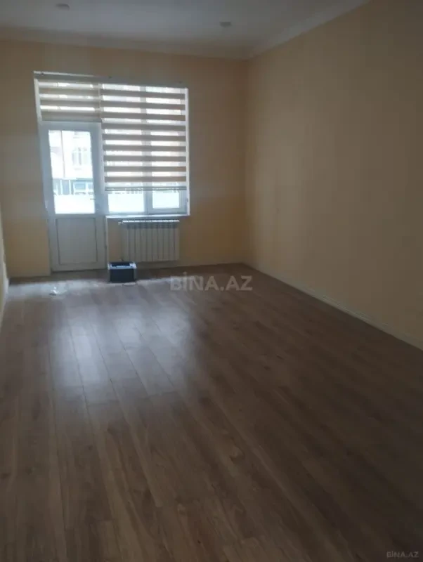 Satılır 3 otaqlı mənzil 110 m²