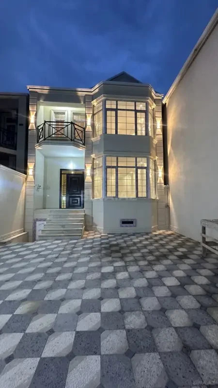 Satılır 4 otaqlı həyət evi 190 m²