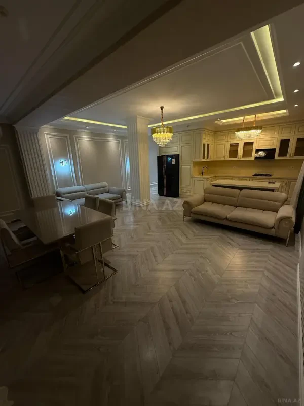 Satılır 2 otaqlı mənzil 104 m²